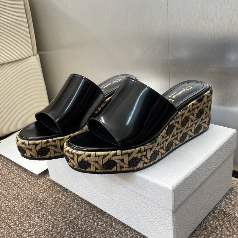 chr1st1an D10r slippers